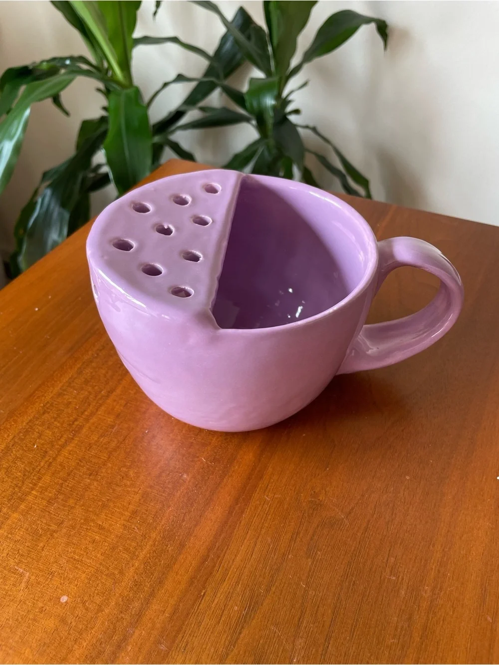 Lavender Ceramic Berry Bowl with Handle and Built-In Strainer